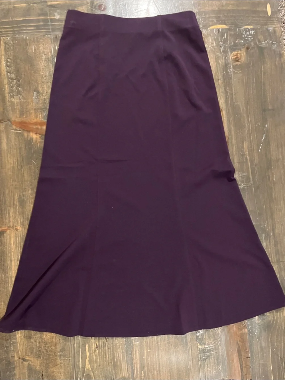 Elegant Plum Maxi Skirt with Decorative Button Detail - Picture 3 of 4